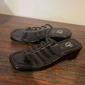 Donald Pliner platforms